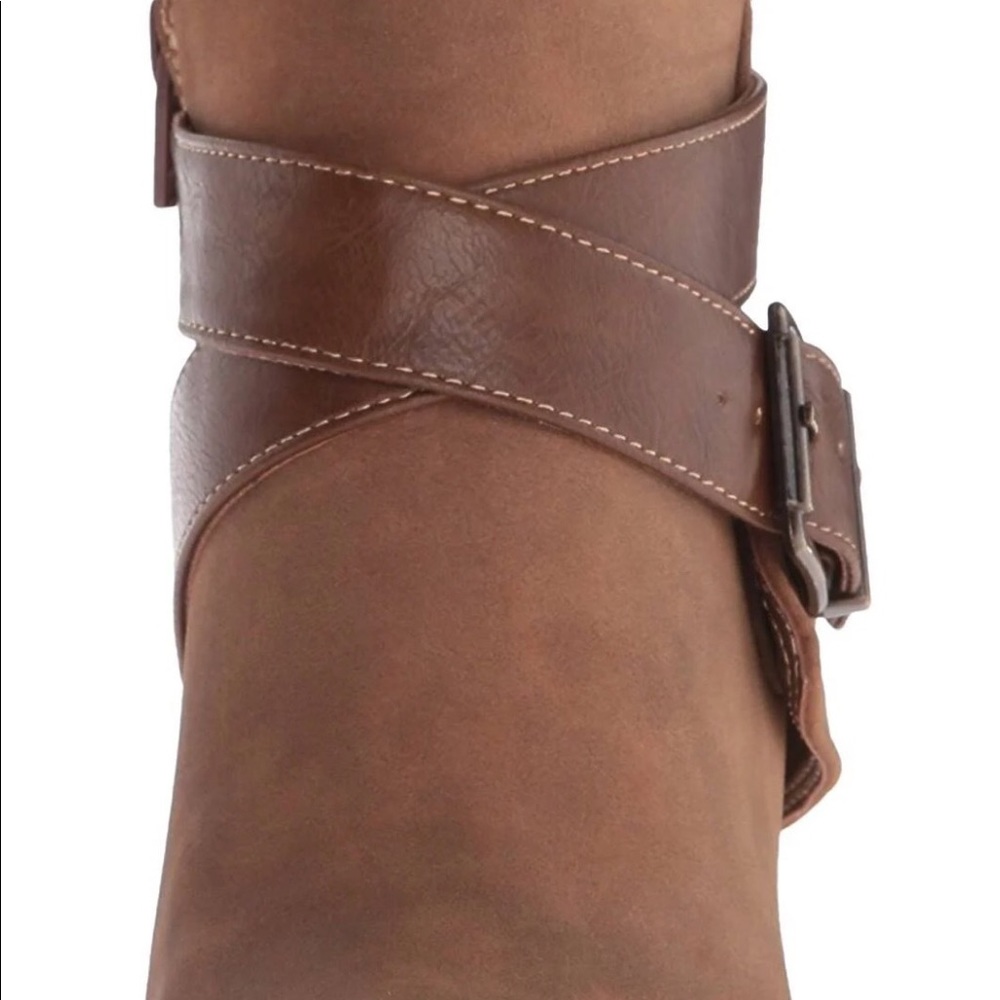 Life stride Women's Wendy Ankle Bootie - Picture 4 of 5